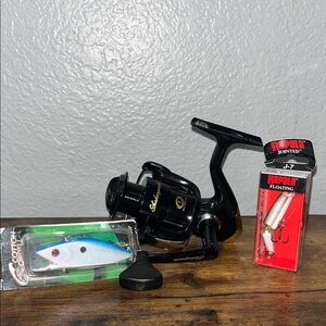 Shakespeare Fishing Reel with Rapala Lures